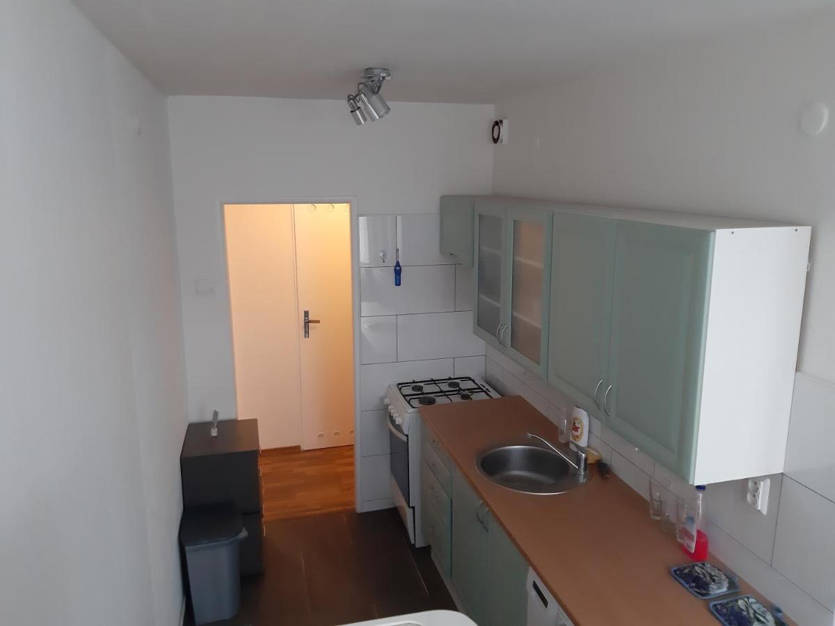 Prague Apartment In Most Near Golf Club, Aqua-Hipo-Autodrom In Most Luaran gambar